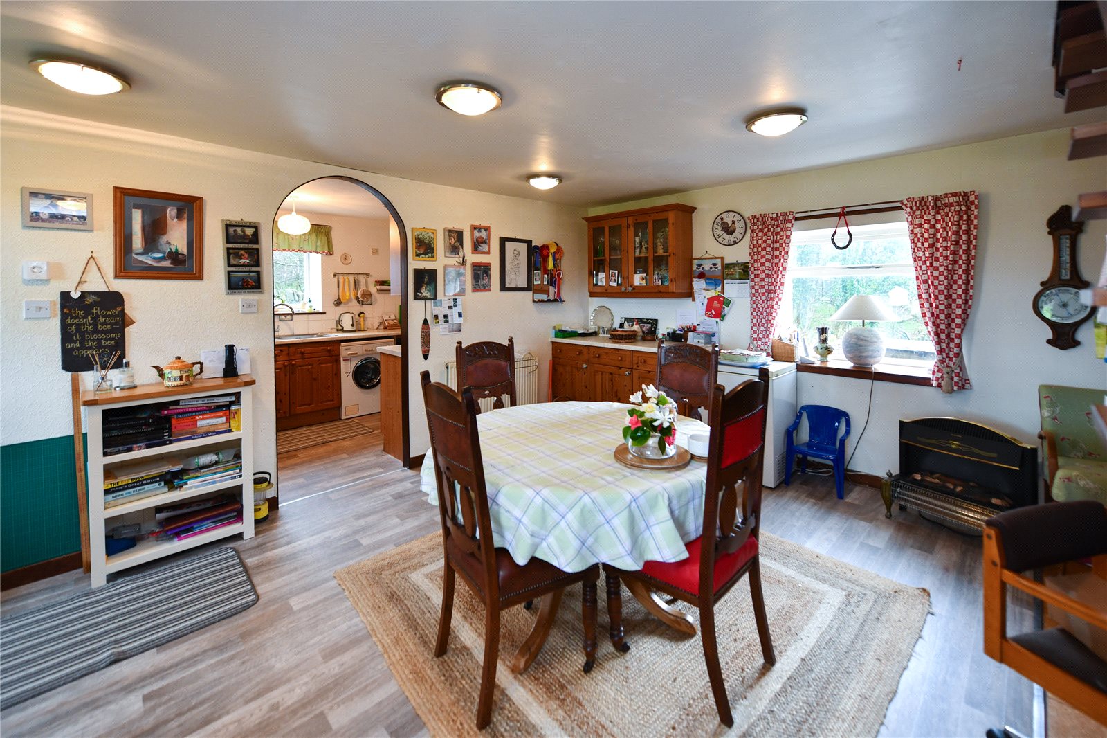 Kitchen/Dining