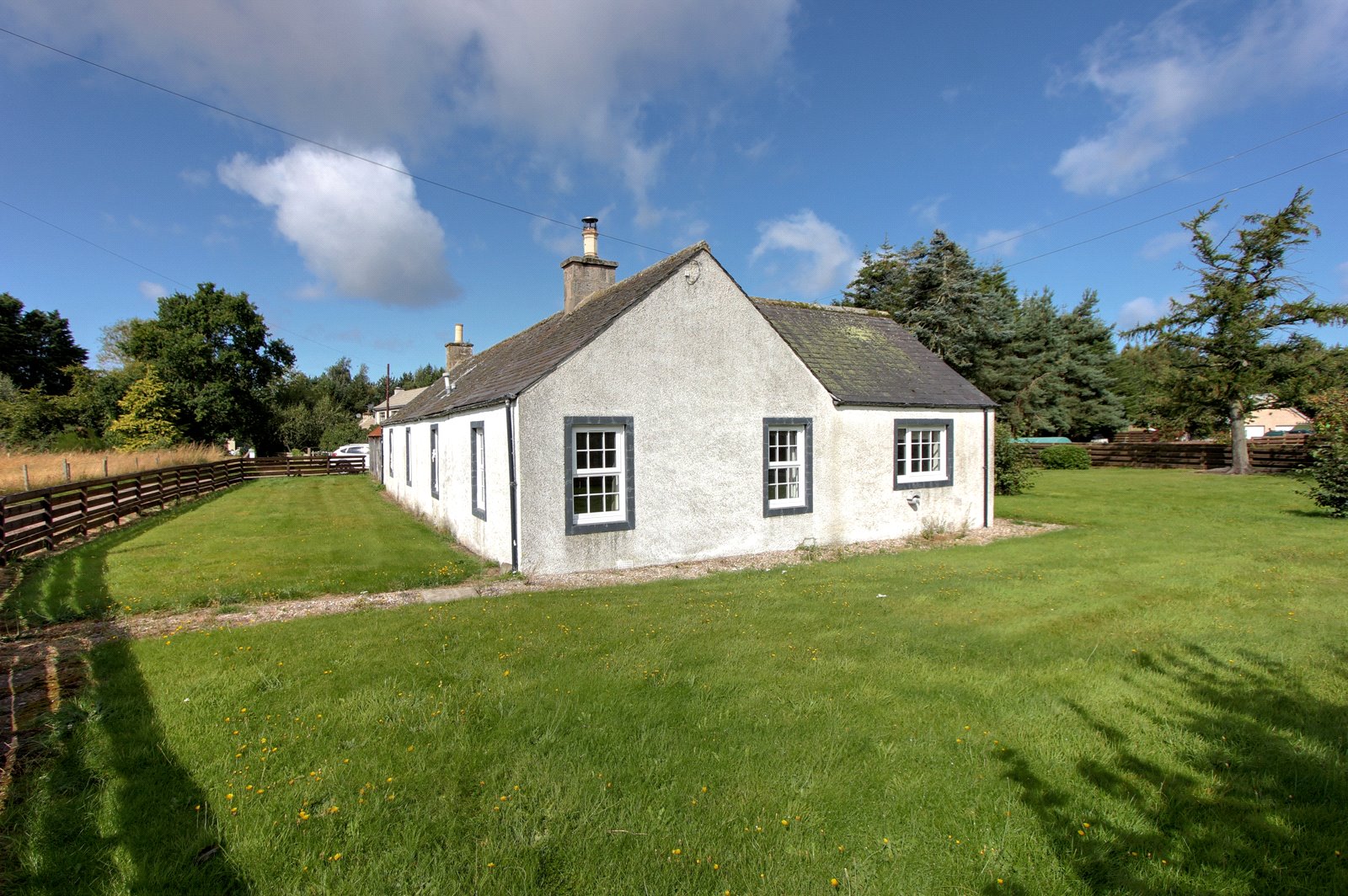 Bailliesland Cottage