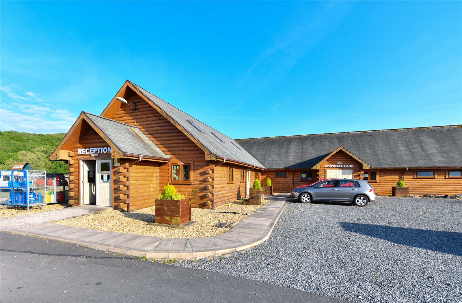 Log Cabin Reception