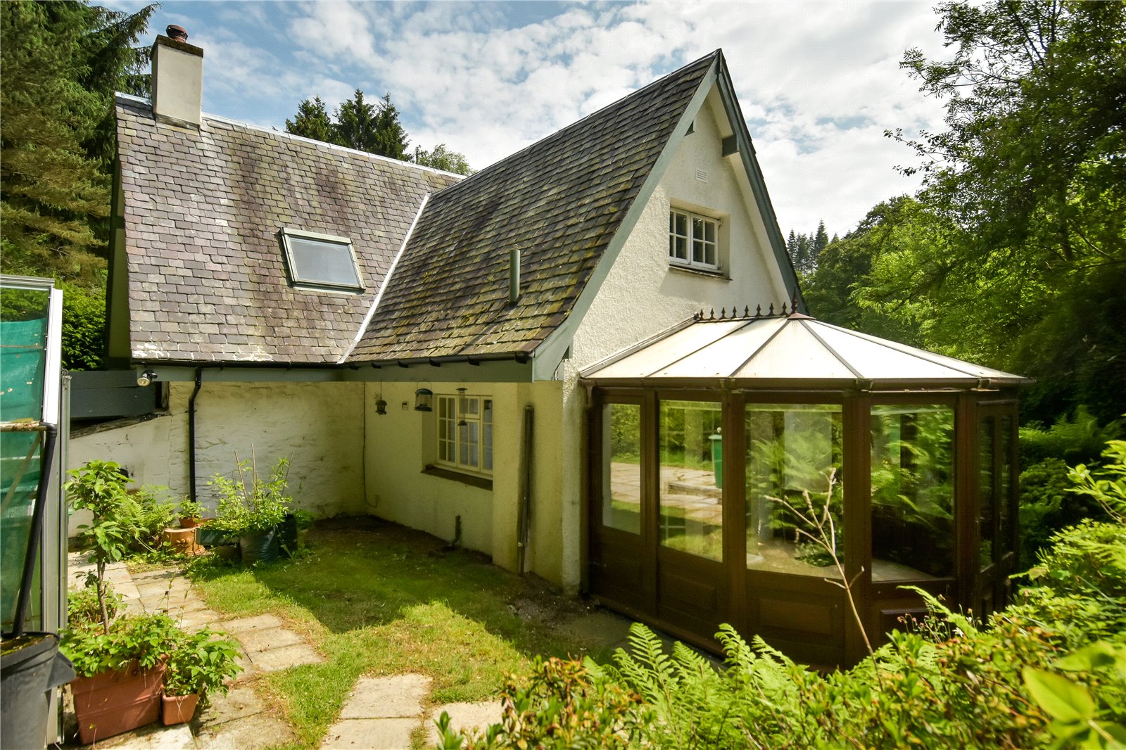 Clunie Cottage