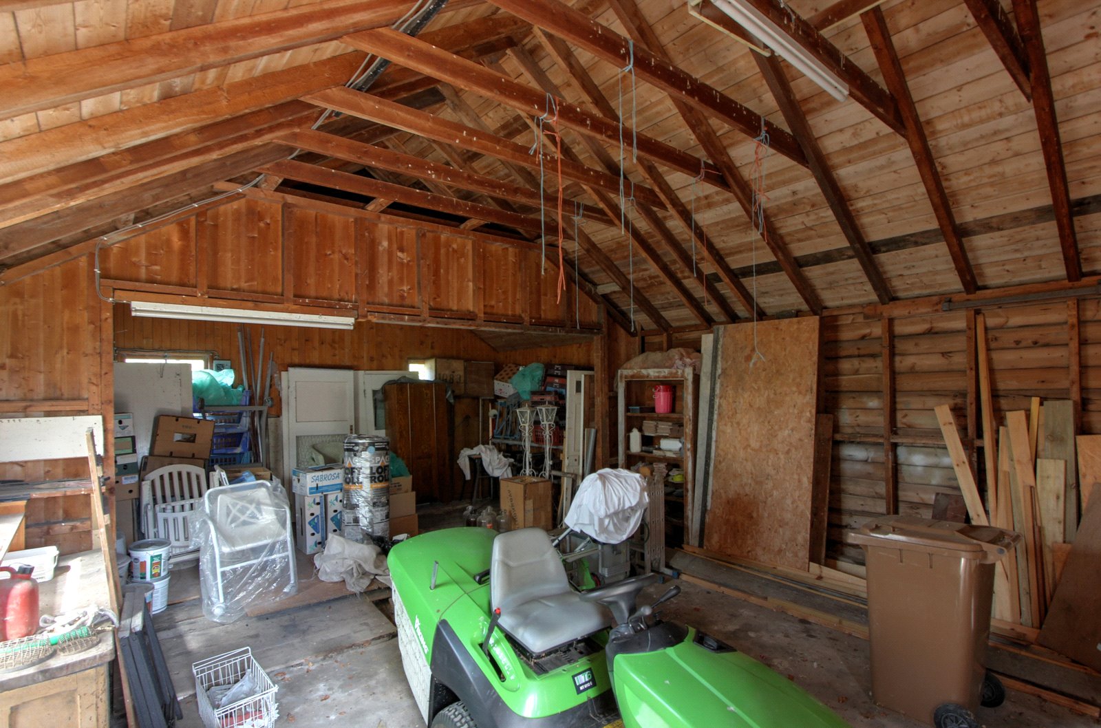 Garage / Workshop