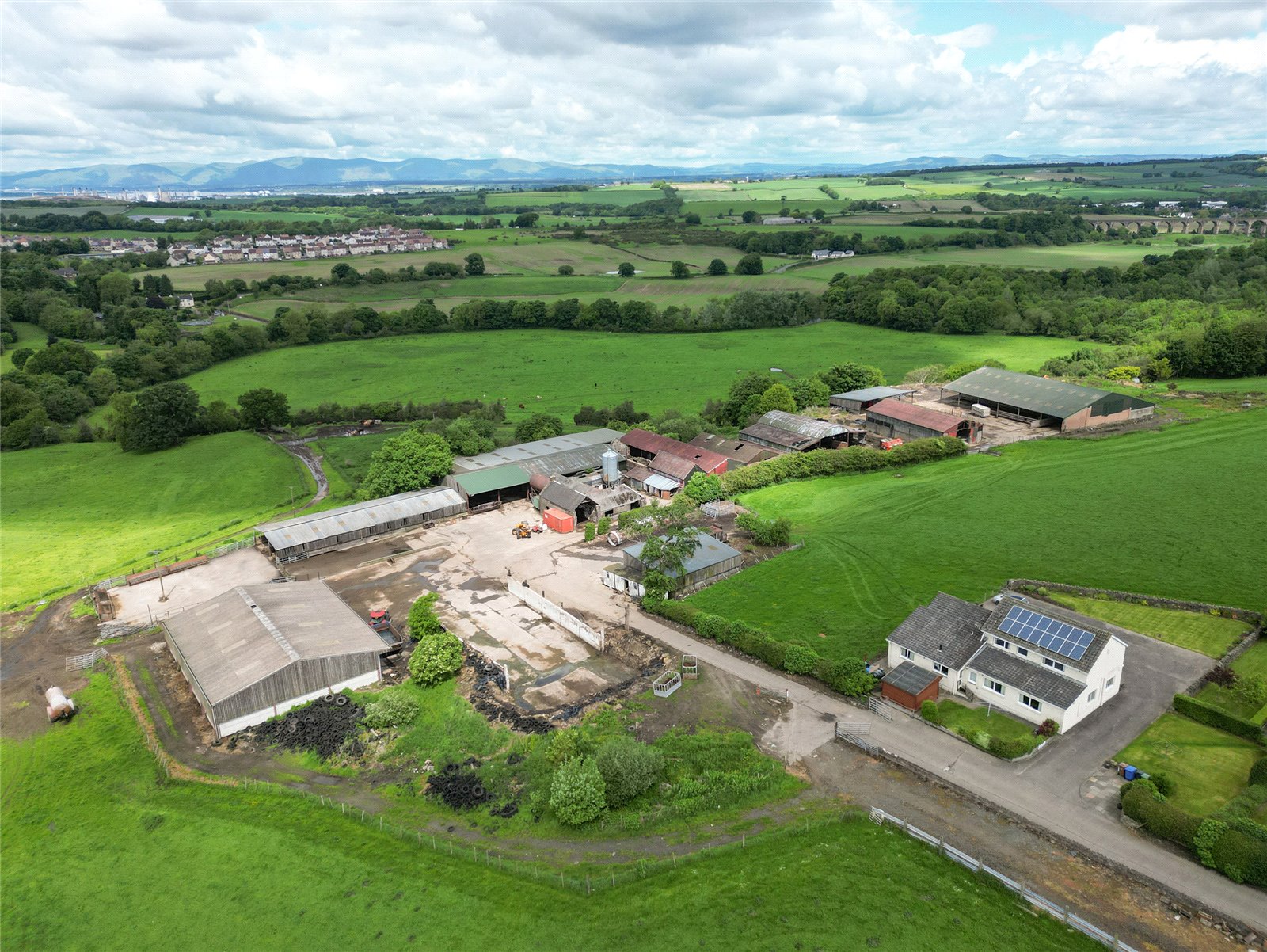 Farmhouse/Buildings