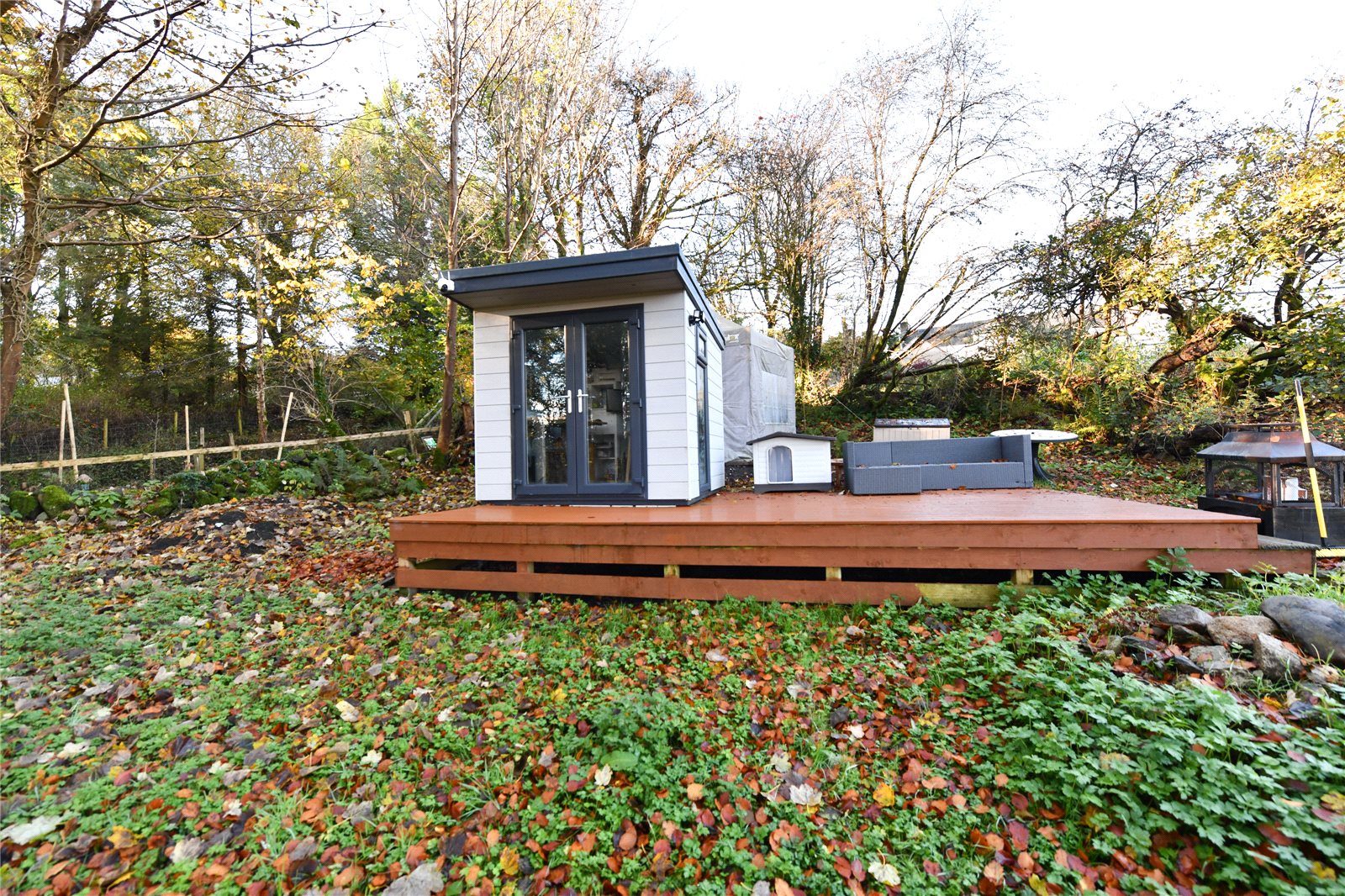 Garden Office/Deck