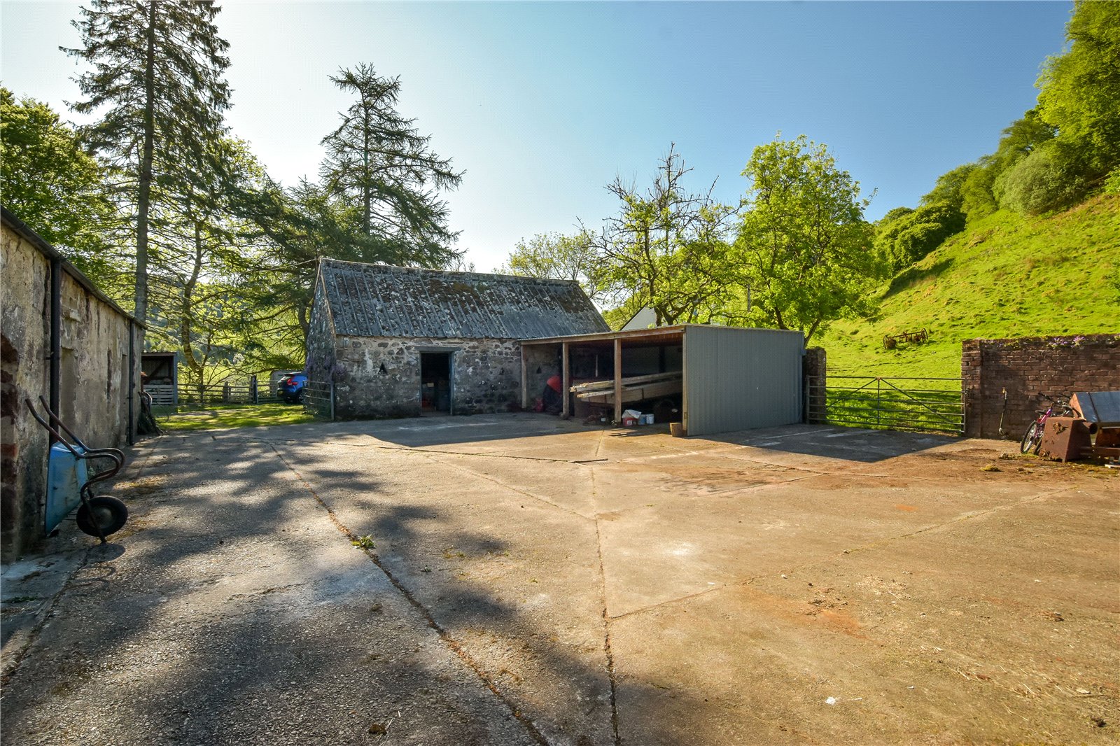 Traditional Steading