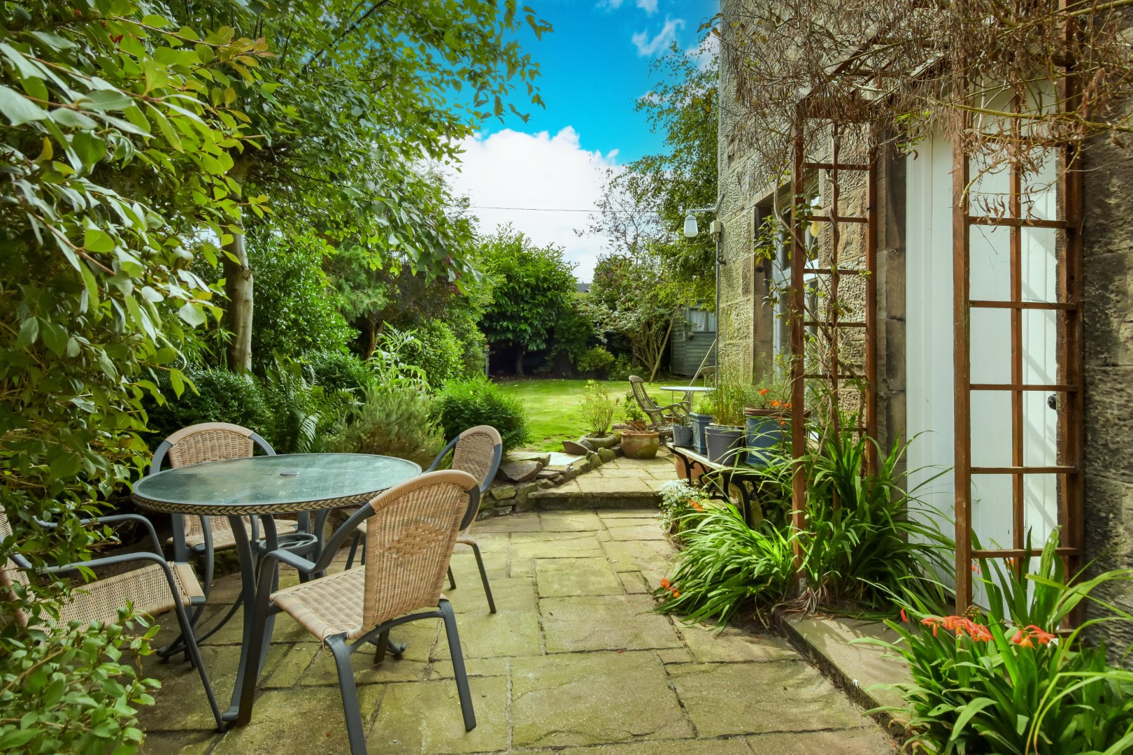 7 Tullylumb Terrace Patio