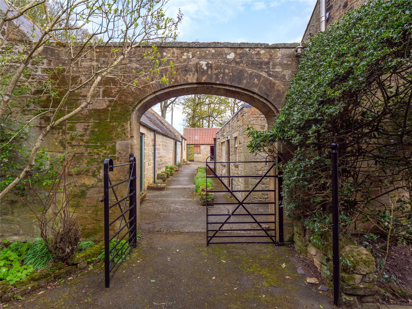 Towards Courtyard